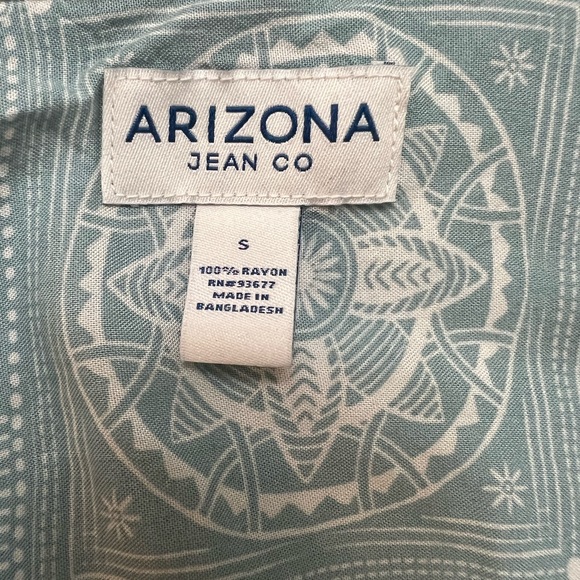 Upcycled Arizona brand light blue button up with cacti patch proving its kenough - Picture 2 of 4